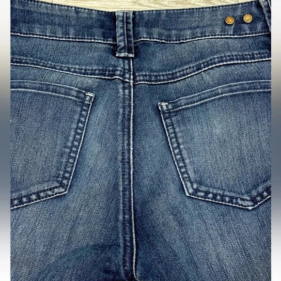 Cabi Skinny Jeans Mid Rise Dark Wash Stretch Denim Jeans Sz 4 style# 514 - Picture 6 of 8